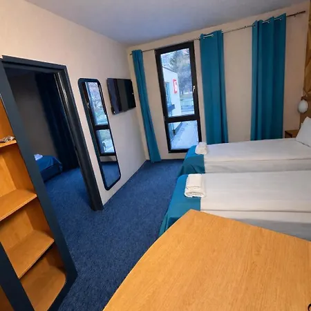 Westgate - Free Parking Hotel 2*